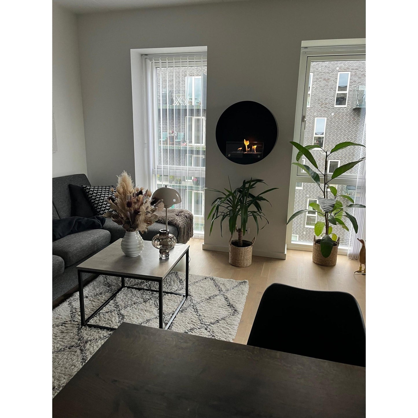 Scandi Delaware Black Wall Mounted Ethanol Fireplace