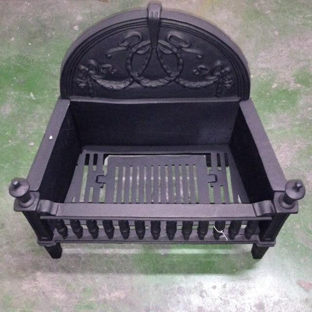 Gothic Cast Iron Grate - Black