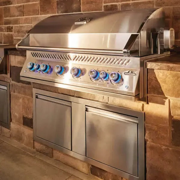 Napoleon Built-In 700 Series 44-inch BBQ (Natural Gas)