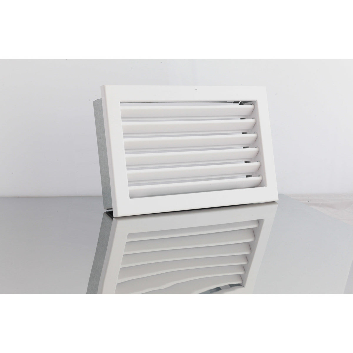 Darco V with Solid Jalousie Vent 32.5cm x 19.5cm - White – Luxe Fireplaces