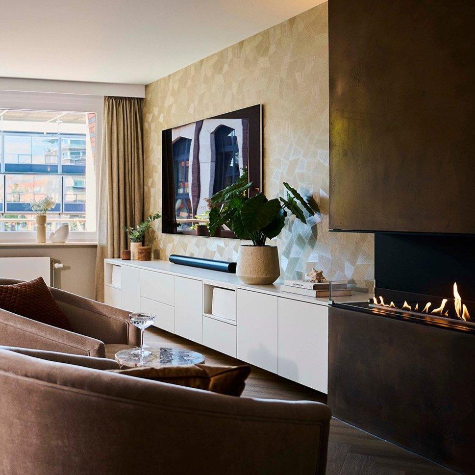 Decoflame Montreal Bay Ethanol Fireplace with Net Zero Burner