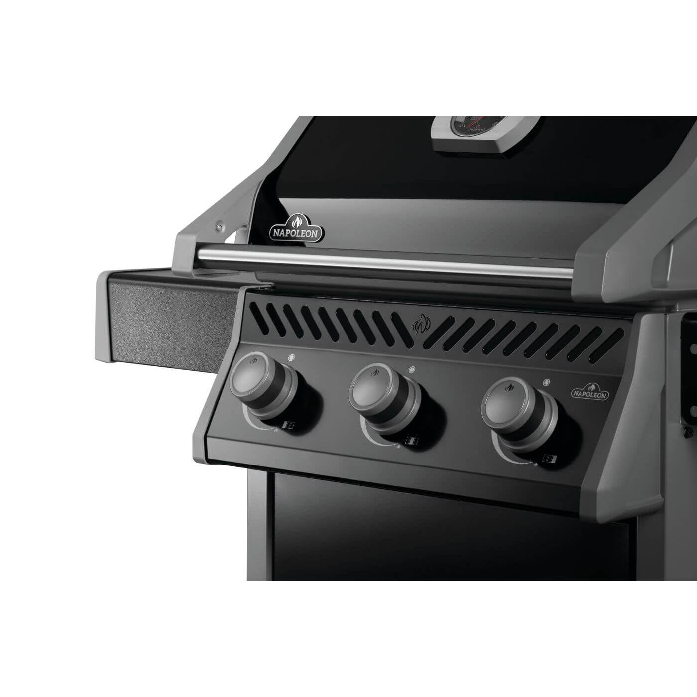Napoleon Rogue 425 LPG Gas BBQ