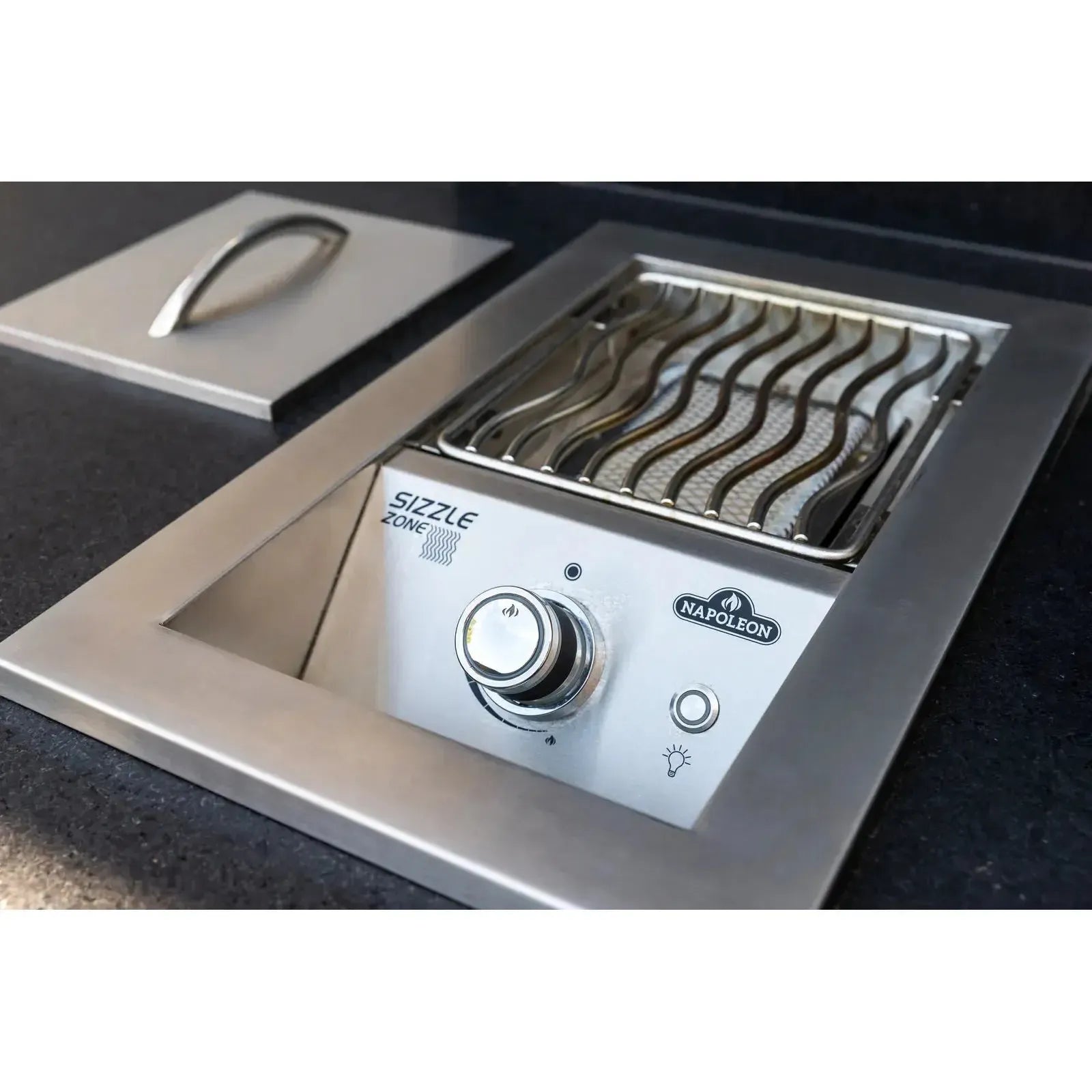 Napoleon Built-in 700 Series Single Infrared Burner with Stainless Steel Cover (Natural Gas)