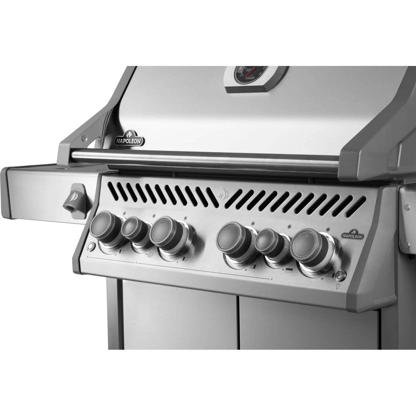Napoleon Rogue PRO-S 525 LPG Gas BBQ with Flame Side and Infrared Rear Burners